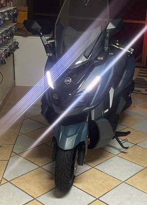 DAFRA CRUISYM 300 